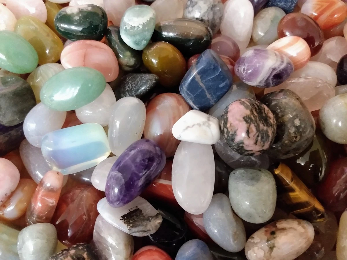 Prachtige Reiki Therapie Edelstenen Mix (20-40mm) Trommelstenen 200gram In Linnen Kado Zakje 4 Prachtige Reiki Therapie Edelstenen Mix (20-40mm) Trommelstenen 200gram In Linnen Kado Zakje - Afbeelding 2