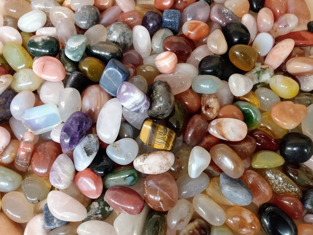 Prachtige Reiki Therapie Edelstenen Mix (20-40mm) Trommelstenen 200gram In Linnen Kado Zakje 3 Prachtige Reiki Therapie Edelstenen Mix (20-40mm) Trommelstenen 200gram In Linnen Kado Zakje